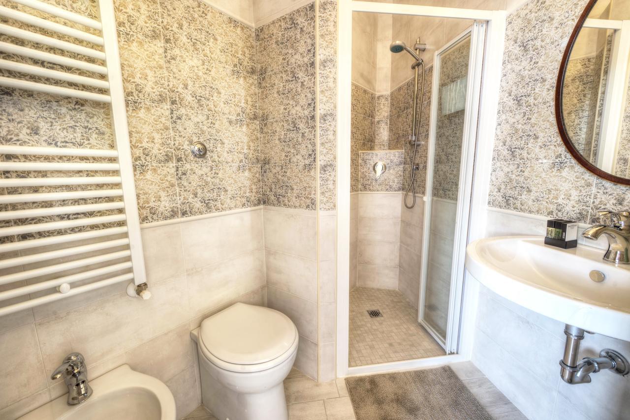 Villino Emanuele Bed & Breakfast Santa Marinella Dış mekan fotoğraf